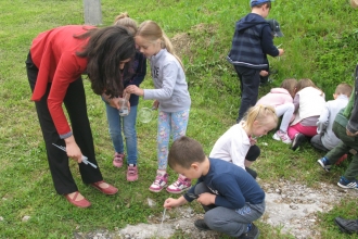 Buzetski mališani učili o zaštiti vode na kršu, svibanj 2015.